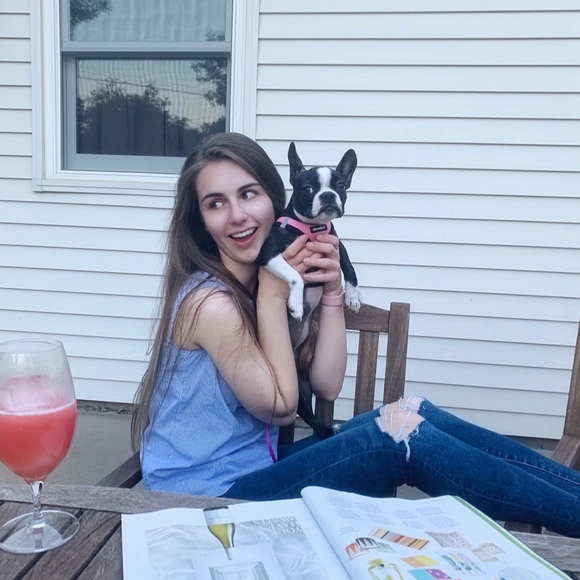 Meet your Posher, Charlotte - Picture 1 of 1